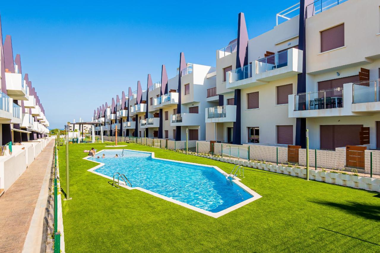 High Class 2 Bedroom Apartment With Underfloor Heating Torre de la Horadada المظهر الخارجي الصورة
